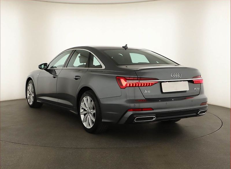 Audi A6 (2019) 45 TDI - fotka 4 z 17