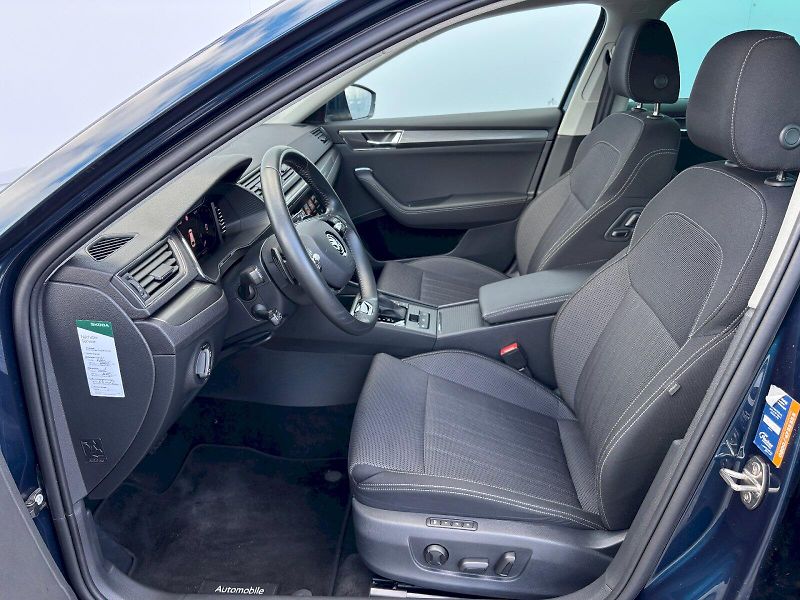 Škoda Superb (2023) 2.0 TDI 110kW DSG Style Extra, - fotka 5 z 35