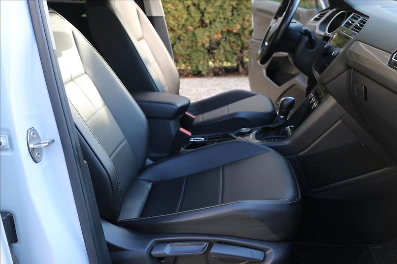 Volkswagen Tiguan Allspace 2,0 Tsi, 4motion, 7míst - fotka 25 z 44