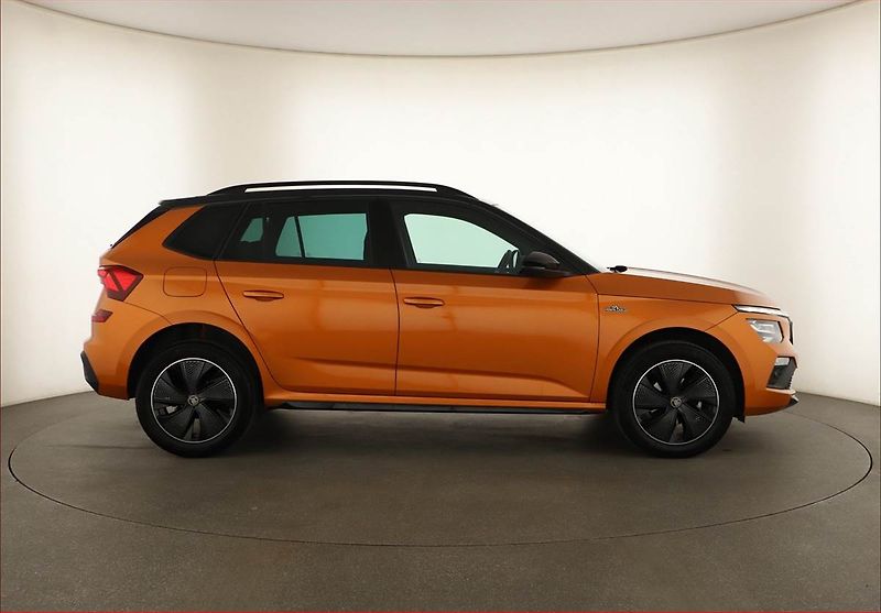 Škoda Kamiq (2025) 1.0 TSI, MONTE CARLO, AUTOMAT - fotka 6 z 16