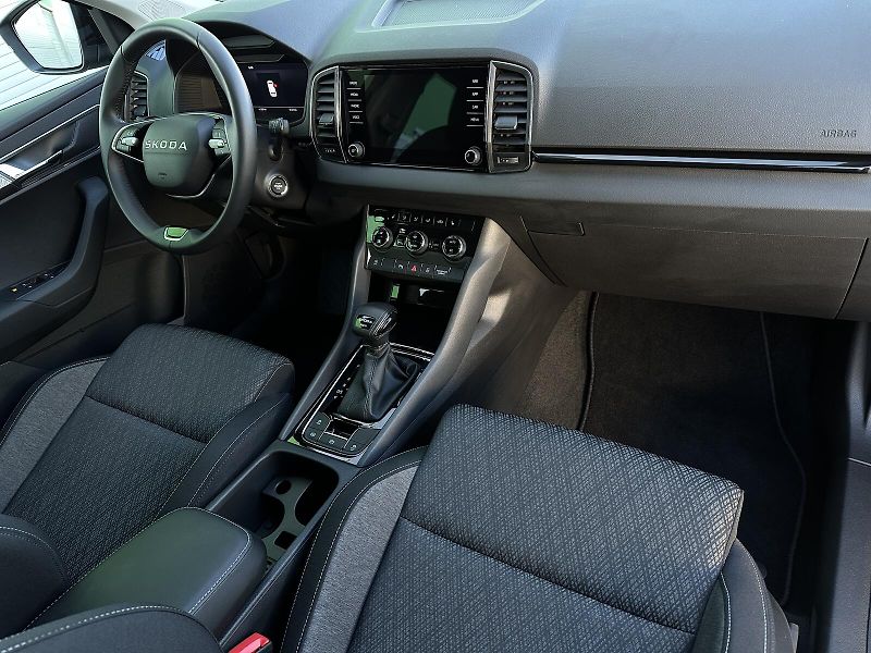 Škoda Karoq 2.0TDi 4x4 DSG 150PS TOP & Sel - fotka 45 z 49