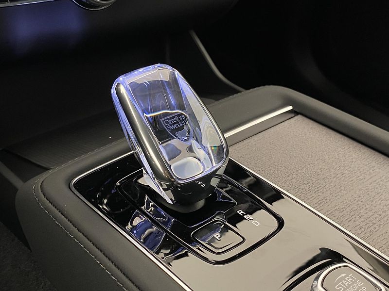 Volvo XC90 (2026) B5 AWD AUT BRIGHT PLUS 7míst - fotka 39 z 73