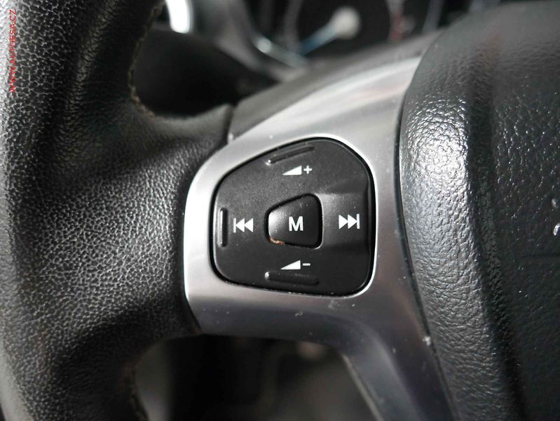 Ford Fiesta (2016) 1.0 EB, ČR - fotka 12 z 18