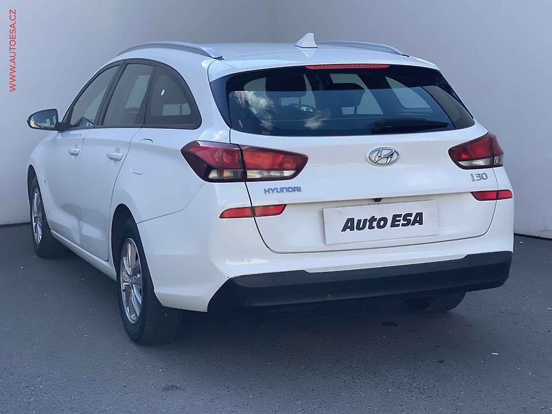 Hyundai i30 (2020) 1.4 T-GDi, 1.maj,ČR, AC - fotka 6 z 15