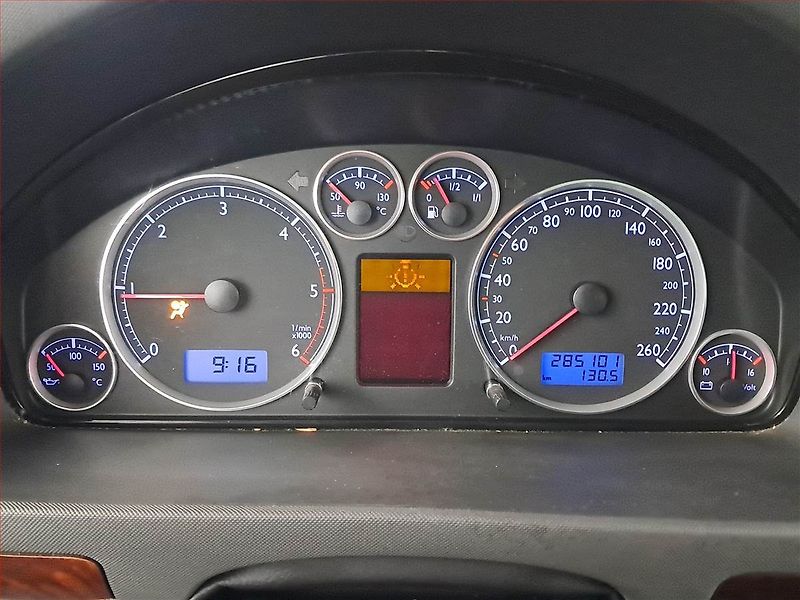 Volkswagen Sharan (2008) 2.0 TDI, Xenony, Tempomat - fotka 11 z 17