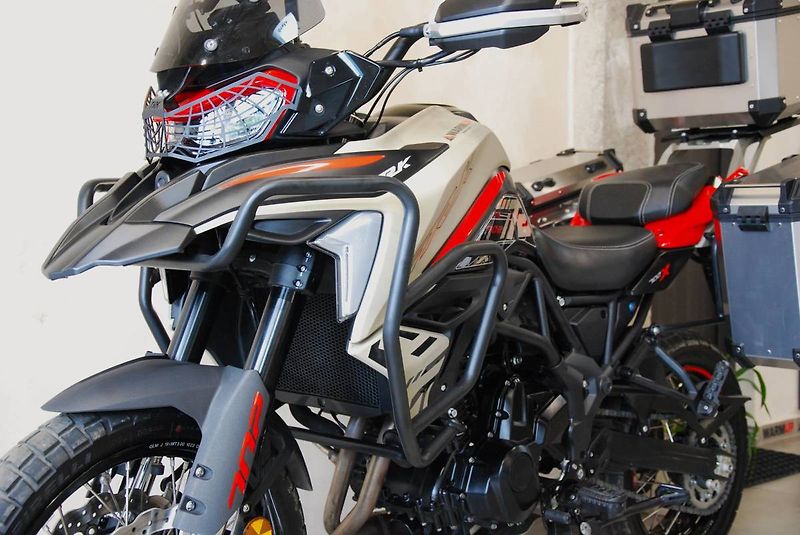 Benelli TRK 702 X (2024) ZAZÁLOHOVÁNO - fotka 16 z 20