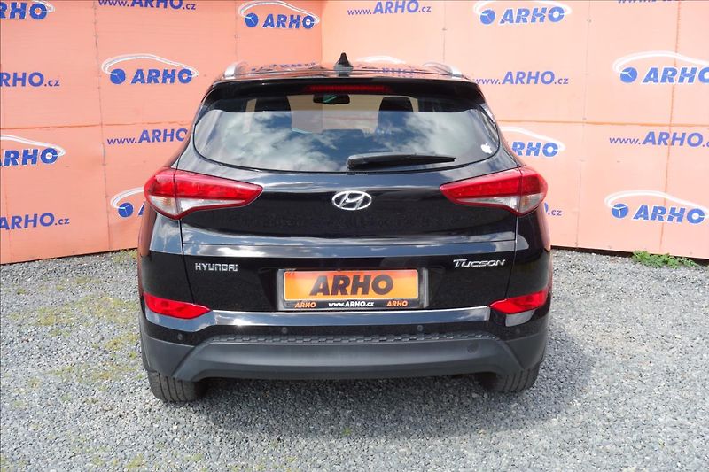 Hyundai Tucson 1,7 CRDi 85KW, ČR, NAVIGACE. - fotka 6 z 38