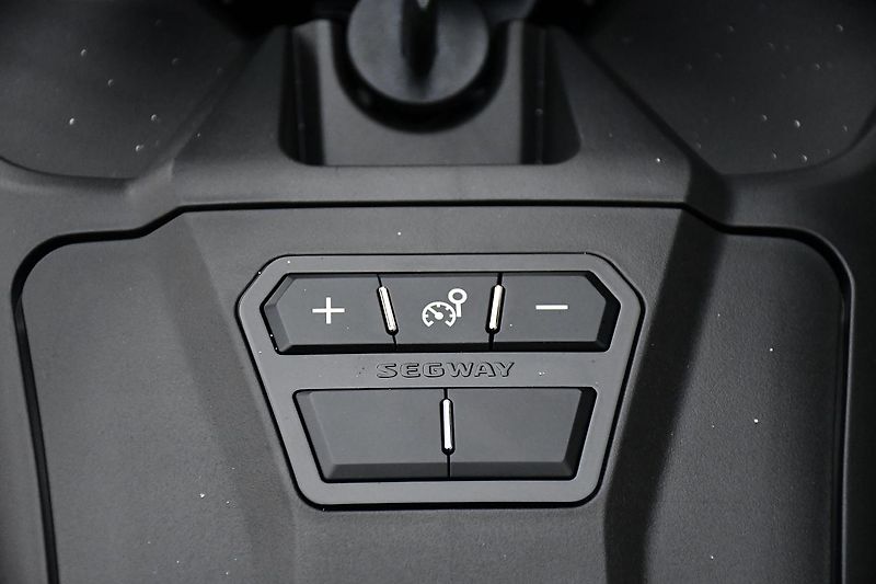 Segway Snarler AT10 (2026) WL 30´ EPS Limited ABS  - fotka 16 z 17