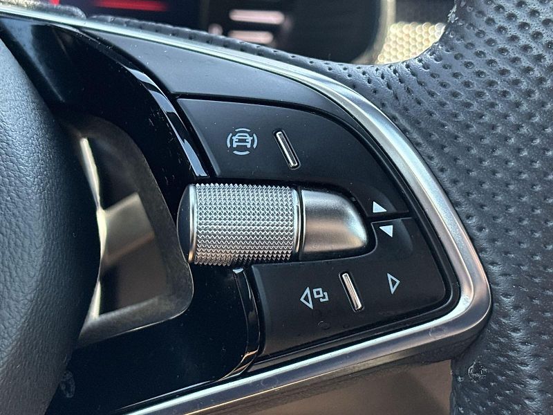 Škoda Kamiq (2025) 1.5 TSI Monte Carlo - fotka 20 z 29