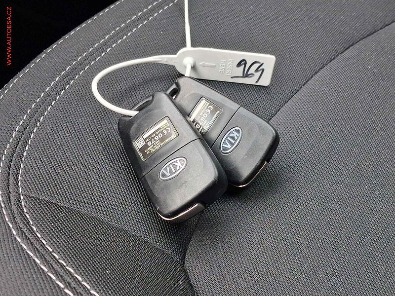 Kia Sportage (2013) 1.6 GDi, Panor, navi - fotka 21 z 21