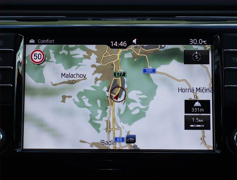 Škoda Superb (2016) Laurin&Klement 2.0 TDI 4x4 - fotka 17 z 19
