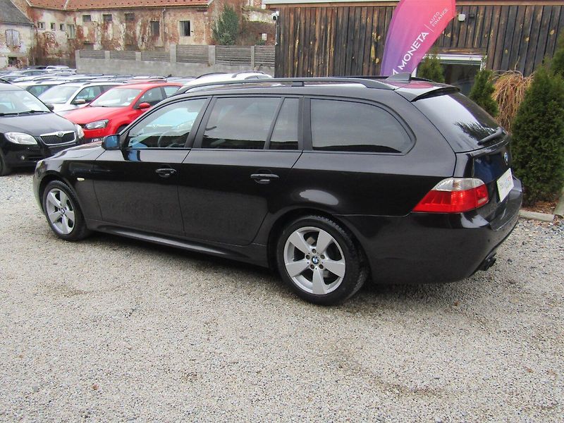 BMW Řada 5 (2006) 3.0D X-DRIVE 170kW - fotka 4 z 38