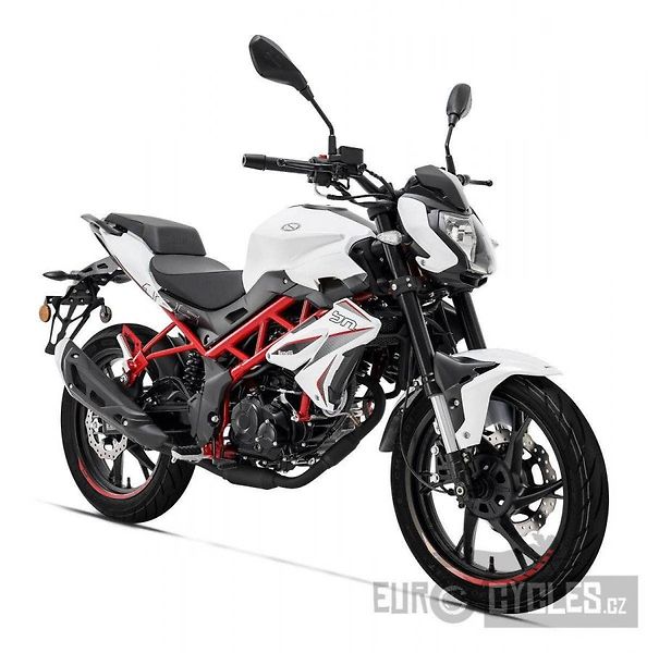 Benelli BN 125 (2026) - fotka 8 z 17