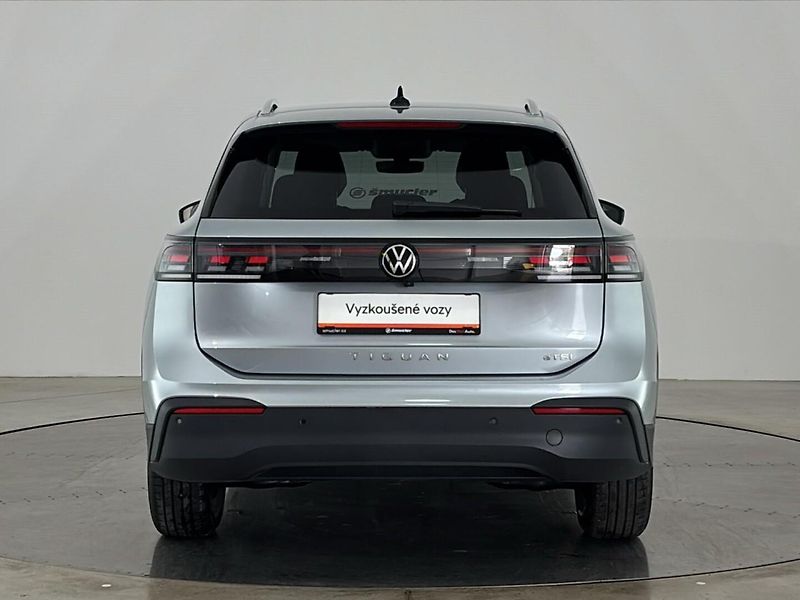 Volkswagen Tiguan People DSG - fotka 17 z 31