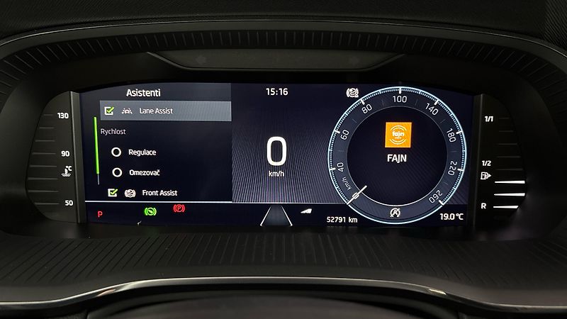 Škoda Octavia 2.0 TDI DSG Style - fotka 10 z 25