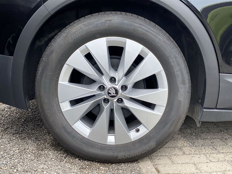 Škoda Elroq (2025) 85 210 kW Selection - fotka 33 z 37