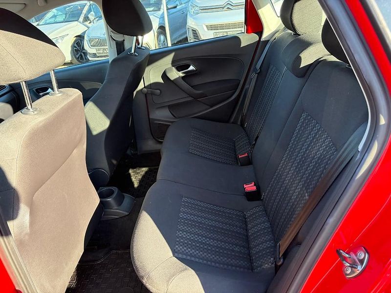Volkswagen Polo (2017) 1,0 MPi - 1 Majitel - fotka 9 z 12