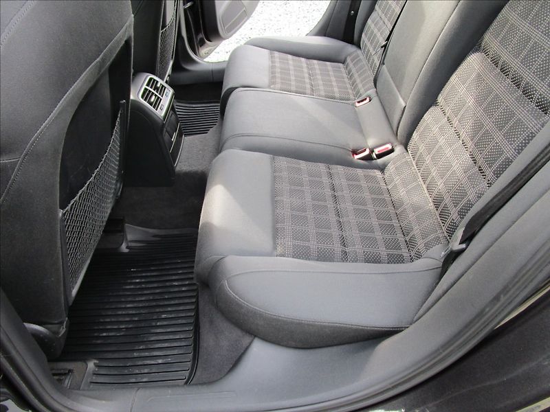 Audi A4 Avant 3.0TDi V6 Quattro, Bi-xe - fotka 28 z 41