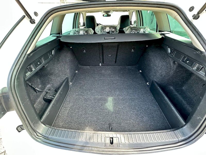 Škoda Octavia (2022) 2.0 TDI 110kW DSG Style Combi - fotka 22 z 22