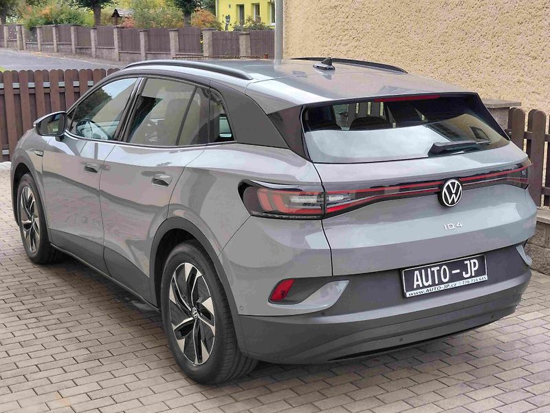 Volkswagen ID.4 150kW  77kWh  LED ACC SOH 95%  - fotka 5 z 14