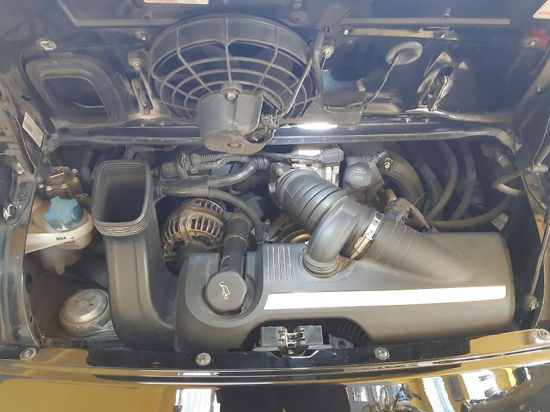 Porsche 911 CARRERA NAVI MANUAL  - fotka 19 z 21