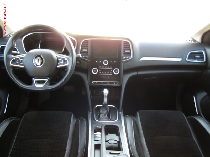 Renault Mégane (2016) 1.5 dCi, ČR, AT, navi, autoAC - fotka 8 z 23