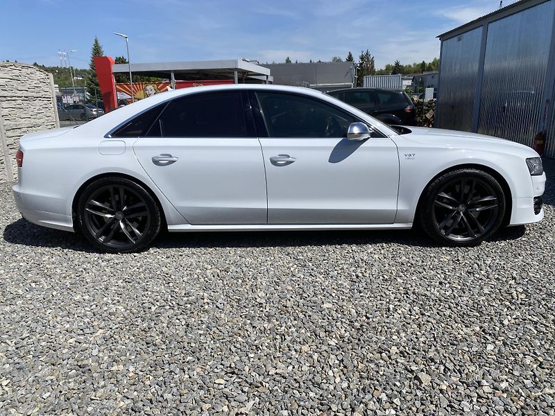 Audi A8 S8 4.0i V8 520PS CZ DPH EXTRA! - fotka 10 z 176