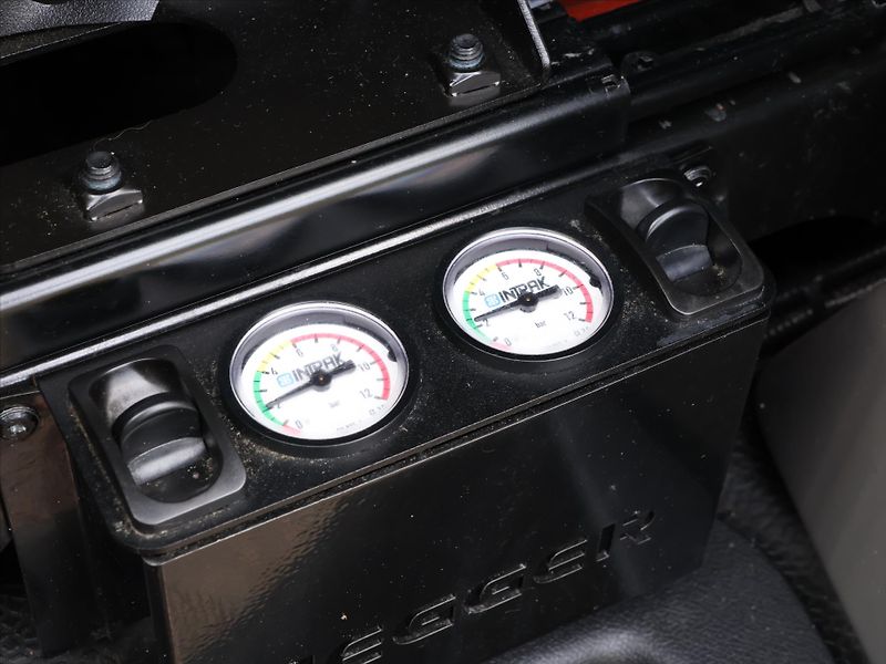 Renault Master 2,3 dCi L4 8-Palet 2x spaní DP - fotka 23 z 32