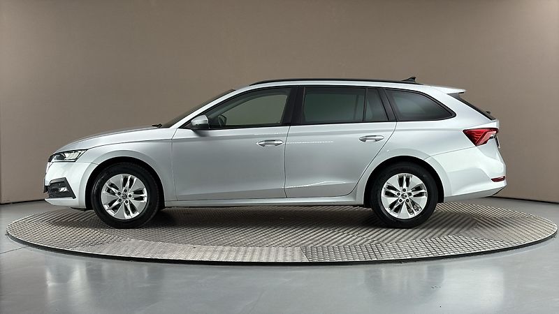 Škoda Octavia 2.0 TDI Ambition Combi - fotka 4 z 24