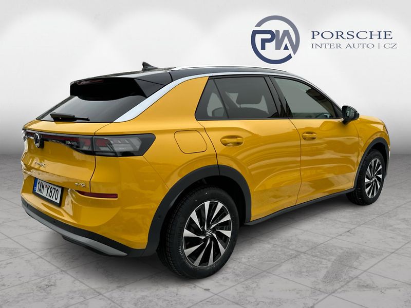 Volkswagen T-Roc Style 1,5 eTSI 110 kW 7DSG - fotka 6 z 18