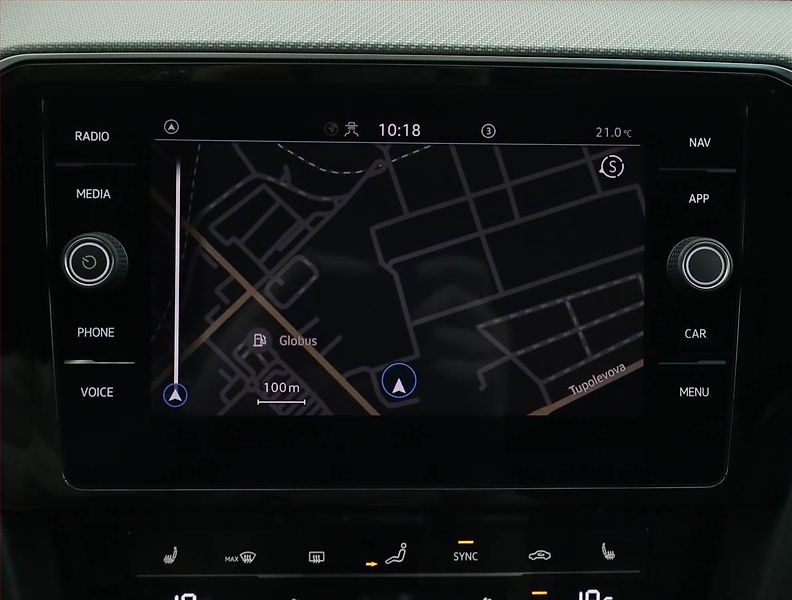 Volkswagen Passat (2022) 2.0 TDI - fotka 13 z 16