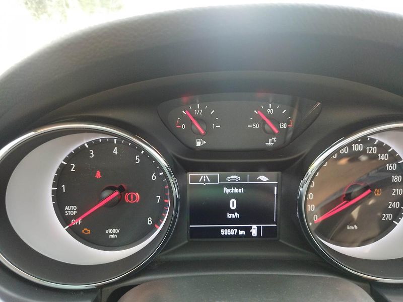 Opel Astra (2018) K 1.0 77kW, navi,  - fotka 9 z 22