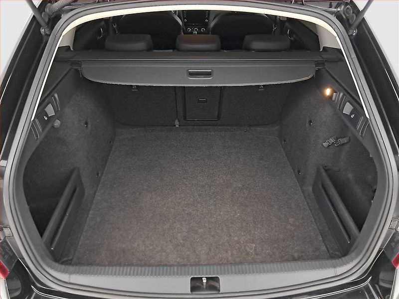 Škoda Octavia (2018) 1.6 TDI, Automat, Kůže - fotka 14 z 17