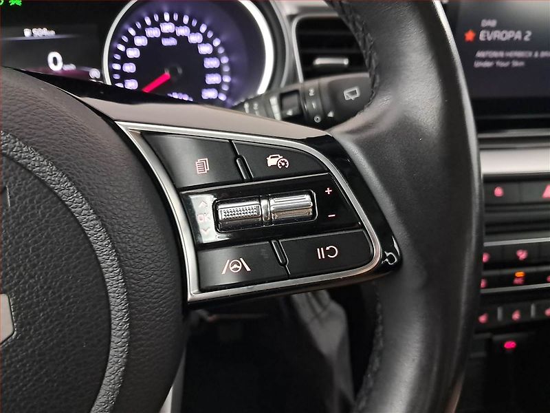 Kia Ceed (2023) Spin 1.0 T-GDI, SPIN, DPH - fotka 17 z 23