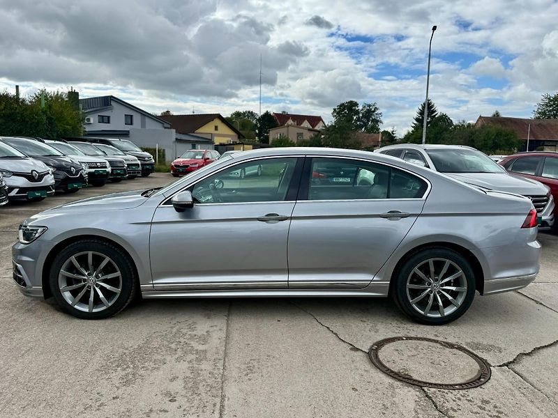 Volkswagen Passat - fotka 3 z 9