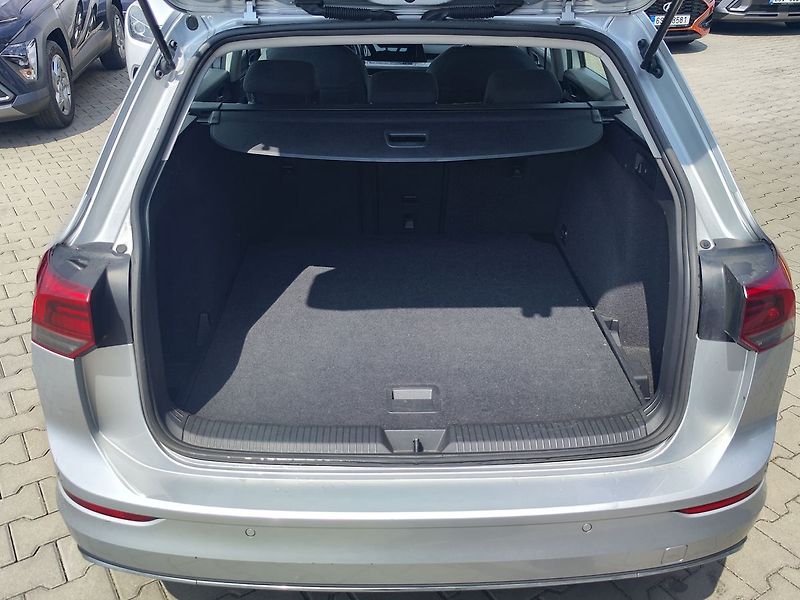 Volkswagen Golf 1.5 TSI/96kW Style - fotka 9 z 29