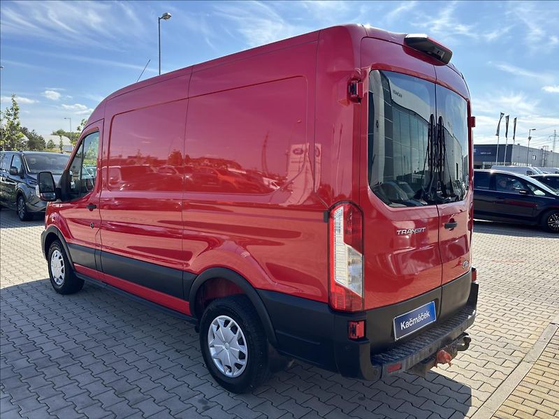 Ford Transit 2,0 EcoBlue 96kW L2 DPH - fotka 3 z 37