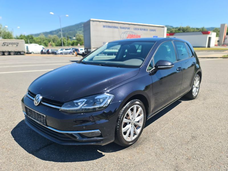 Volkswagen Golf (2018) VII 1.4 TSi COMFORTLINE 92-KW  - fotka 3 z 26