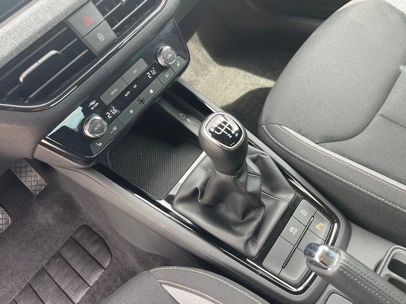 Škoda Scala (2025) 1.0 TSI / 85 kW Selection - fotka 19 z 30
