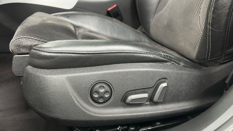 Audi A5 QUATTRO / 2 SADY GUM  - fotka 29 z 47