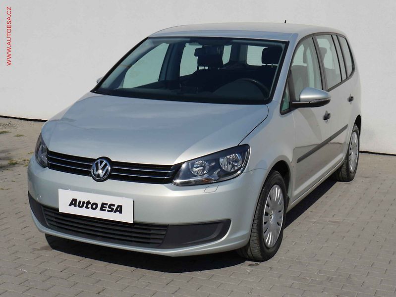 Volkswagen Touran (2013) 1.4 TSi, Trendline, TZ - fotka 3 z 16