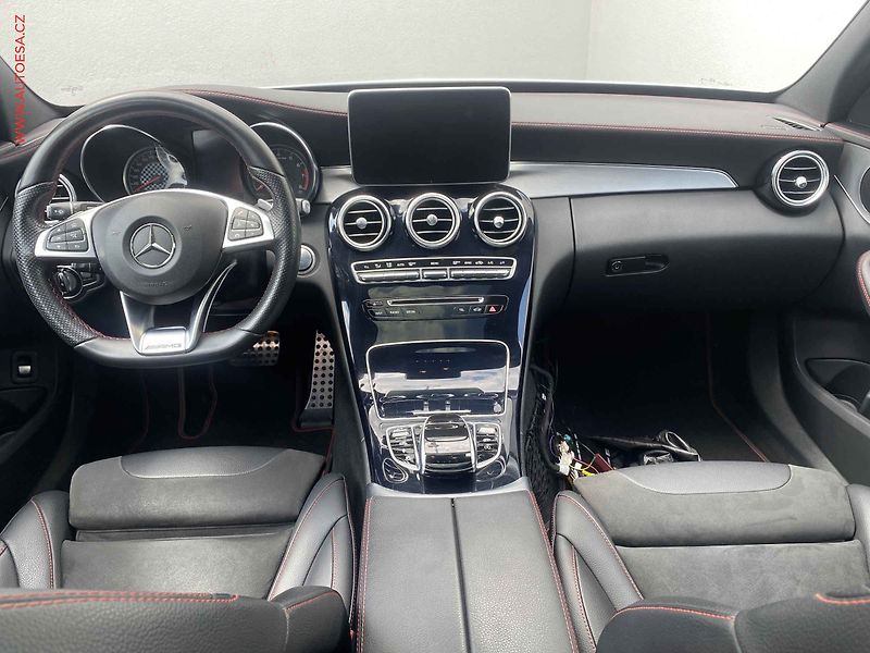 Mercedes-Benz Třídy C (2016) 3.0 Biturbo C43 AMG 4MATIC - fotka 8 z 21