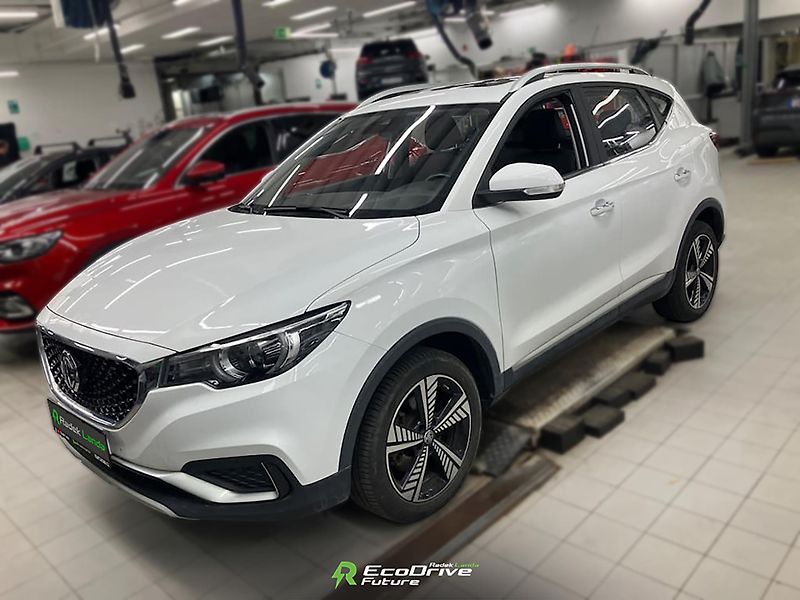 MG ZS (2021) Luxury 44,5 kWh, FWD - fotka 3 z 11