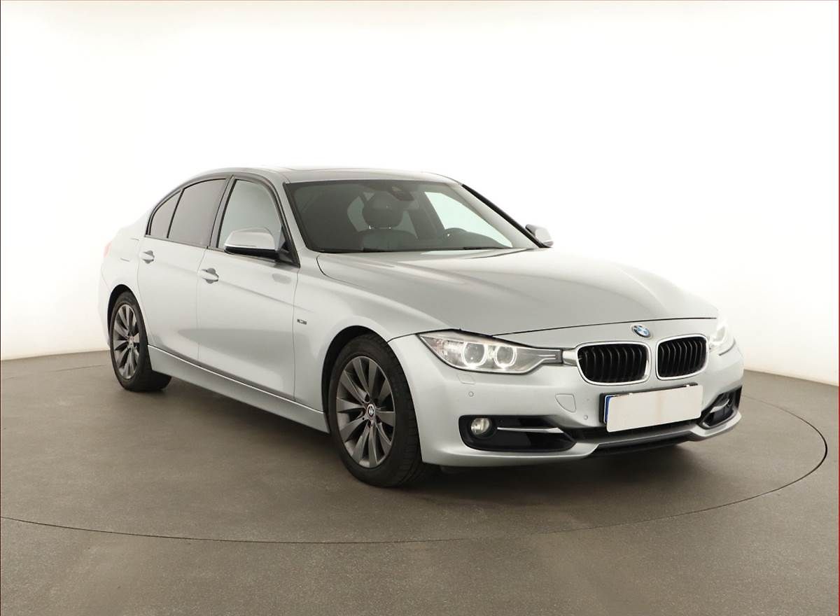 BMW Řada 3 330 d, Automat, Kůže, Navi
