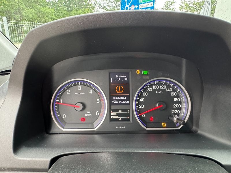 Honda CR-V (2011) 2.2 i DTEC, 4x4 - fotka 18 z 32