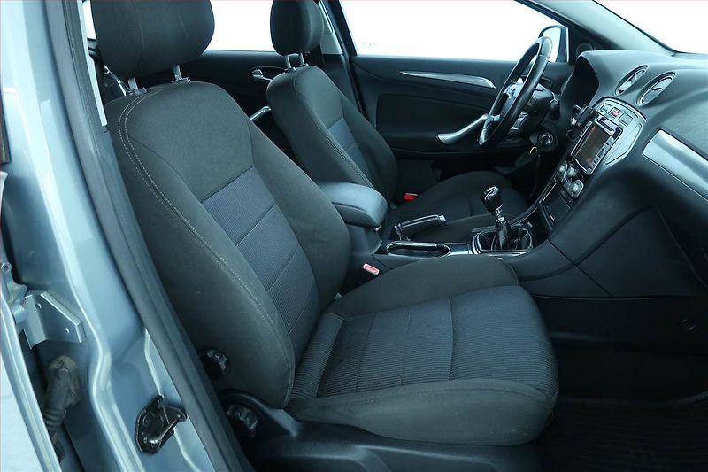 Ford Mondeo (2007) 2.0 TDCi, Serv.kniha, nová STK - fotka 9 z 16