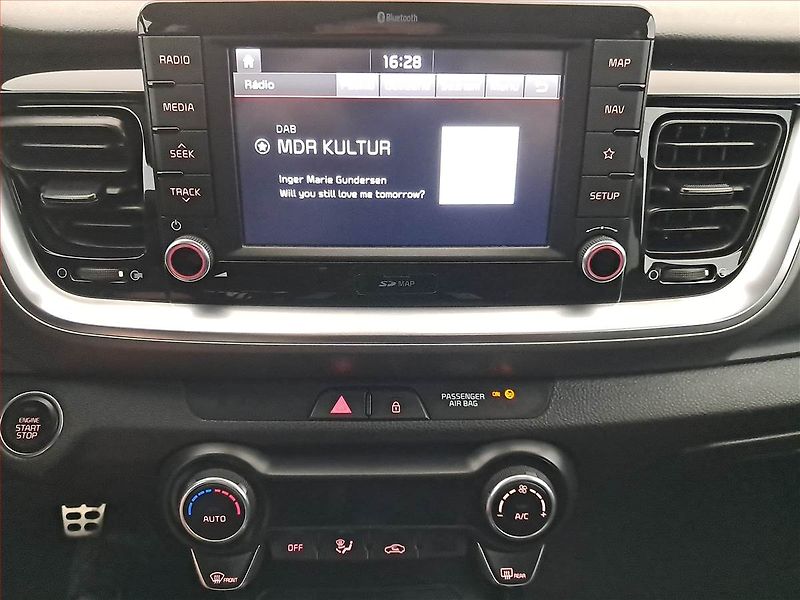 Kia Stonic (2018) 1.4 CVVT, Serv.kniha, Navi - fotka 12 z 17