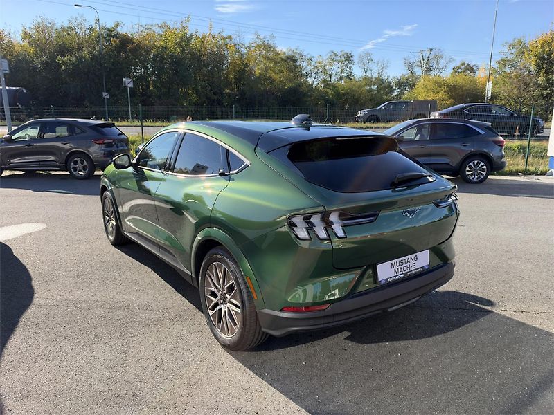 Ford Mustang Mach-E (2026) Premium, 5dveřová, 88 kWh PROD - fotka 5 z 21
