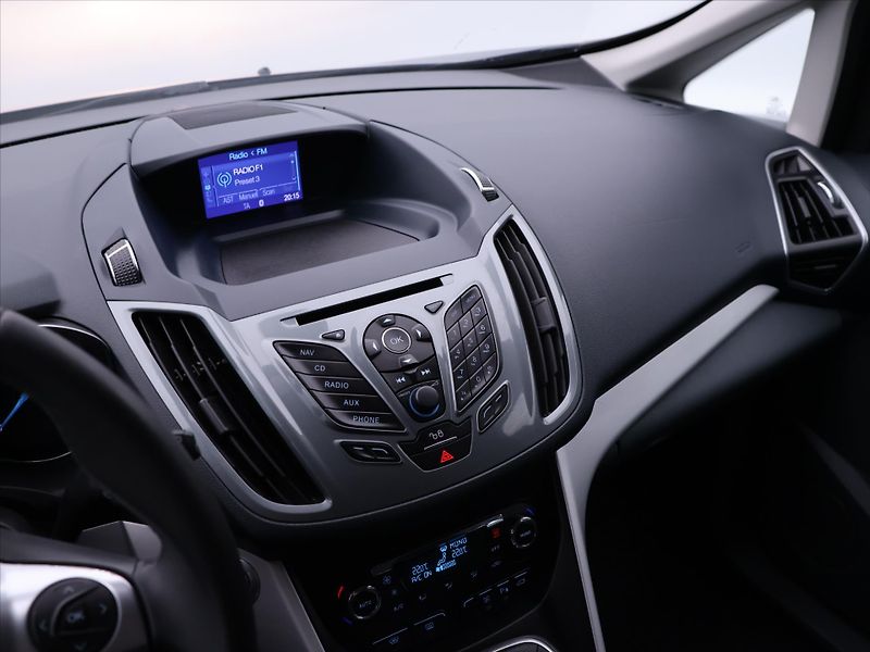 Ford C-MAX 2,0 TDCi 120kW Titanium 1.Maj. - fotka 20 z 37