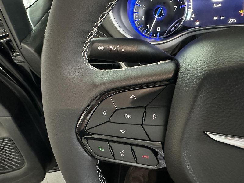 Chrysler Pacifica AWD Touring-L S-Appearance - fotka 33 z 55